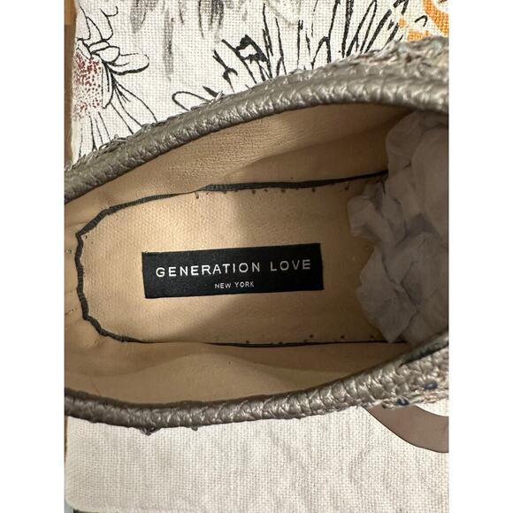 Generation Love women’s NWOT’s Silver Sequin espadrilles with laces. Size 39 - Picture 6 of 7